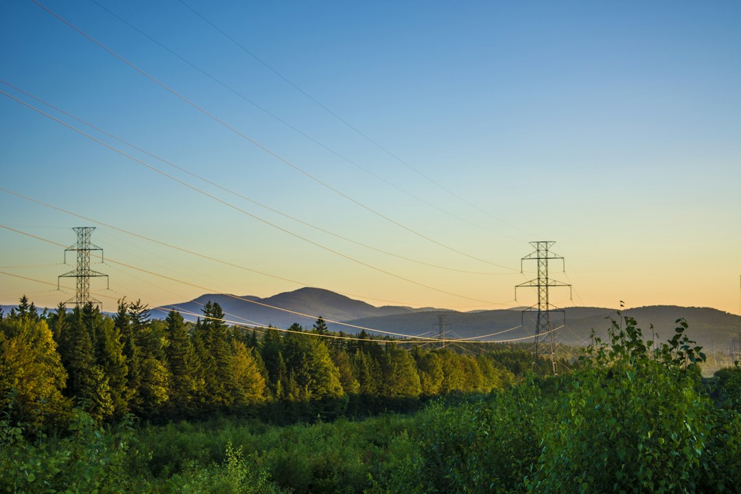 Tendido eléctrico como imagen de contexto energético