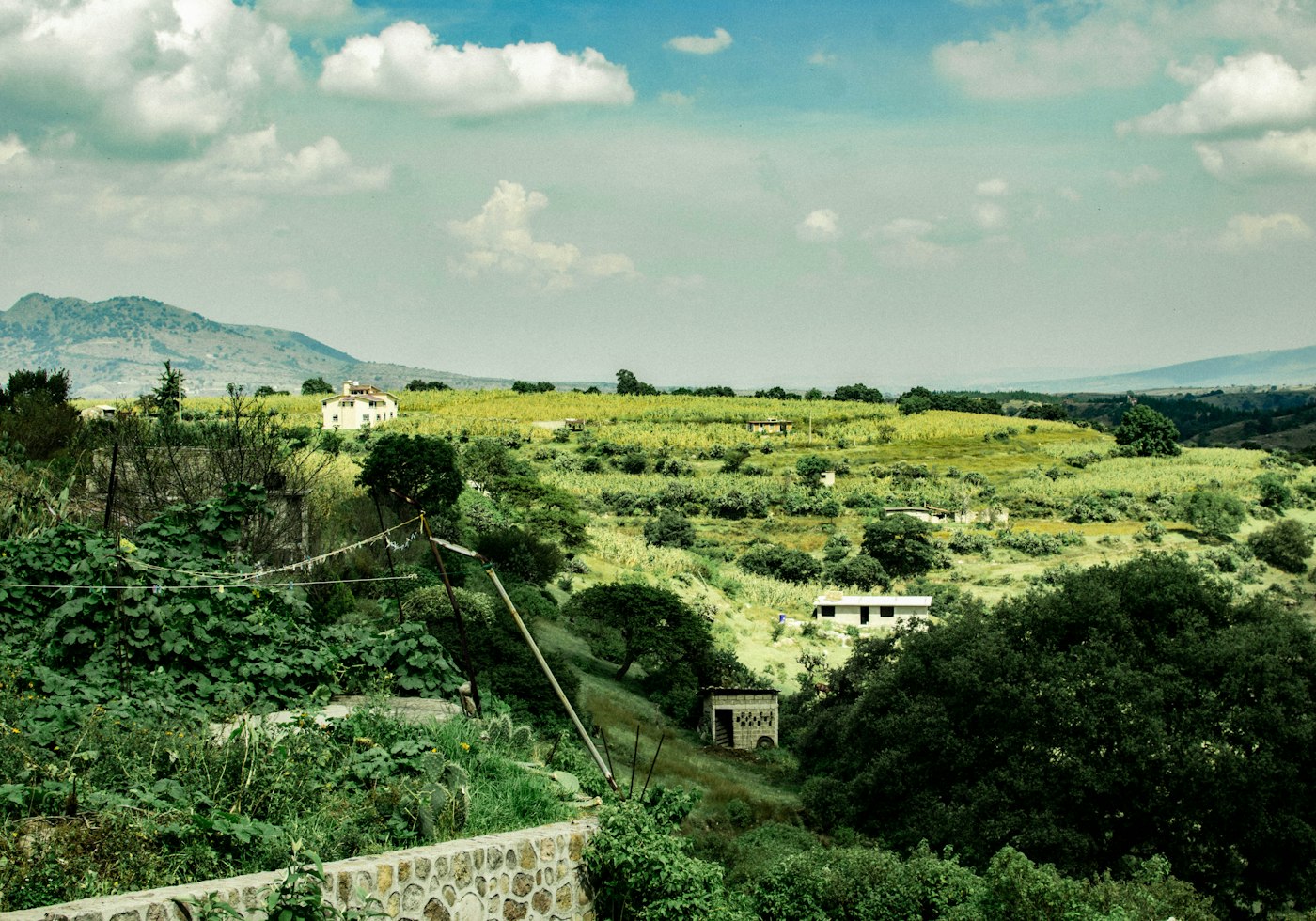 Paisaje campestre de México, fotografía ilustrativa de la asesoría inmobiliaria de CONAGRA; no corresponde a Rancho Agua Buena