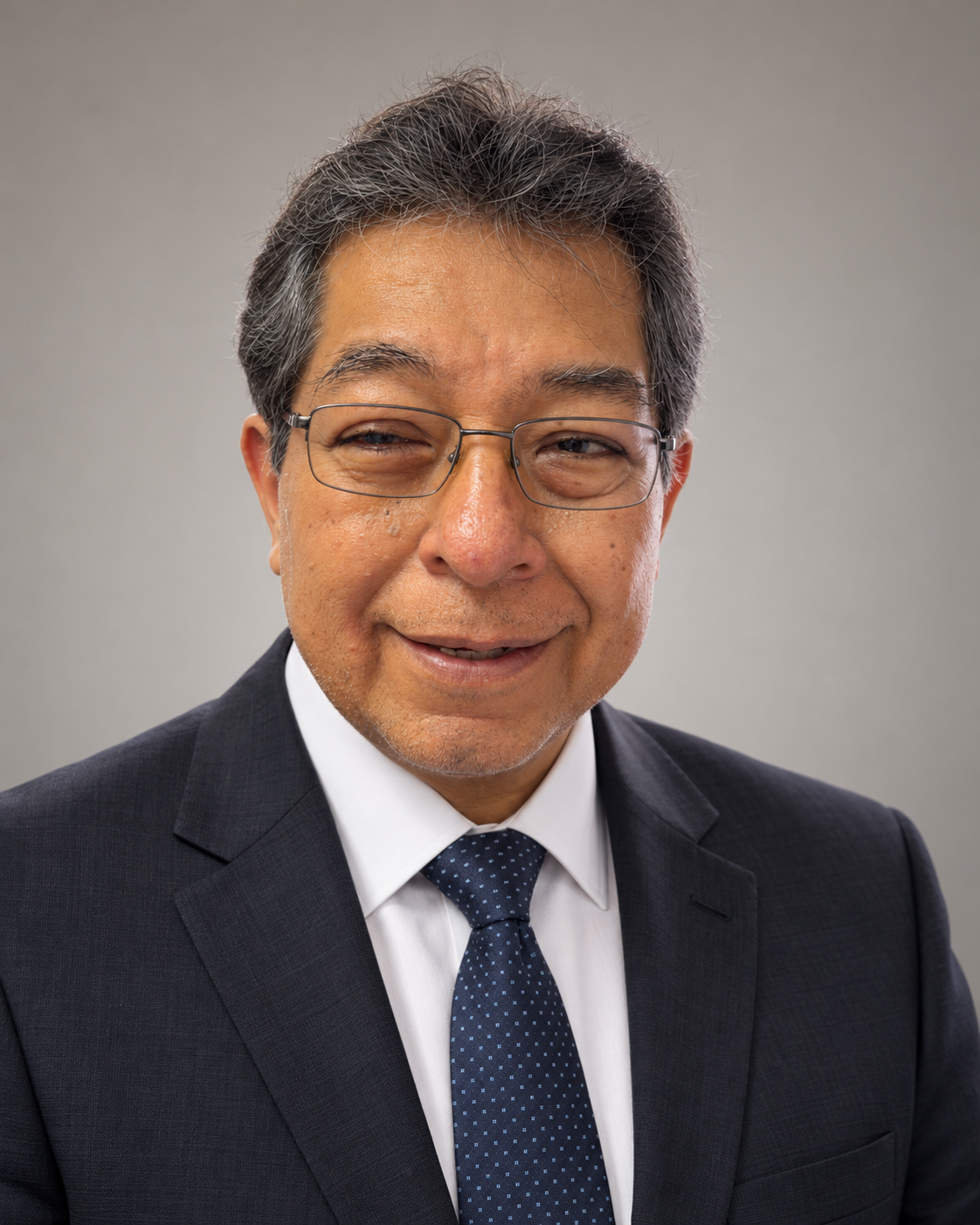 Retrato institucional de Lic. Pedro Tavera, abogado de CONAGRA